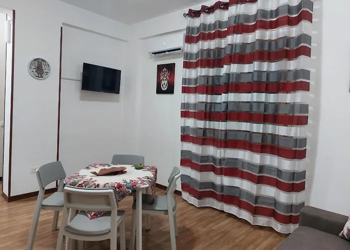 Kalisa Home, E Casa Palermo Appartamento *